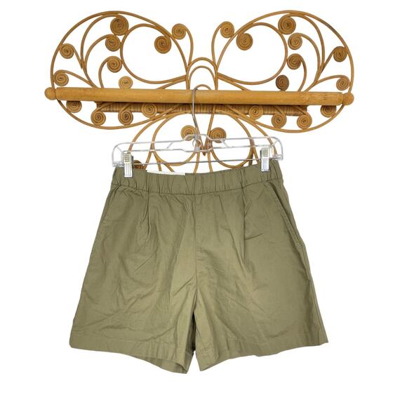 Uniqlo Pants - NEW Uniqlo women's pull-on shorts M tan